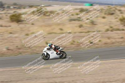 media/Apr-20-2025-AHRMA (Sun) [[393a79c373]]/Race/Group 11 early race/Turn 4b/